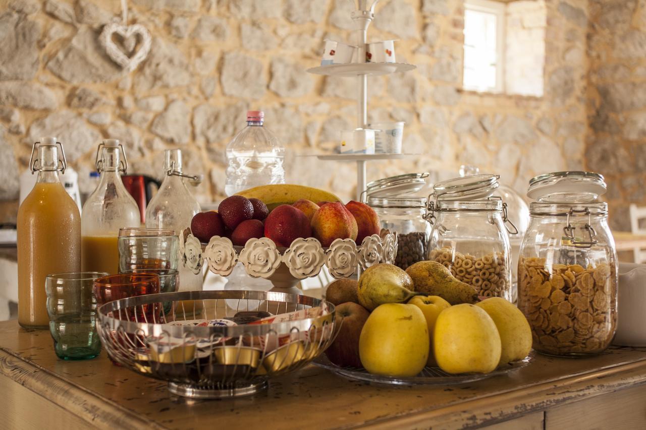 Aia Antica Bed and Breakfast Monte San Biagio Exteriör bild