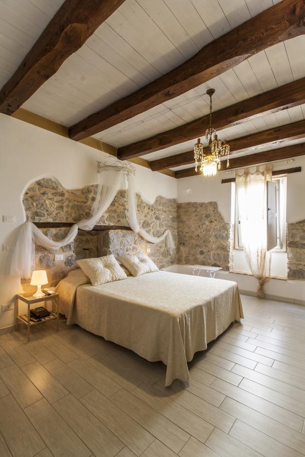 Aia Antica Bed and Breakfast Monte San Biagio Exteriör bild